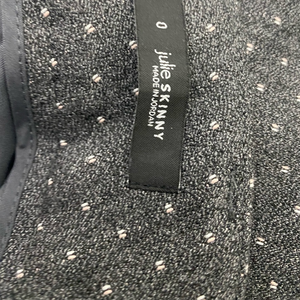 Skinny size 0 loft gray pants almost new